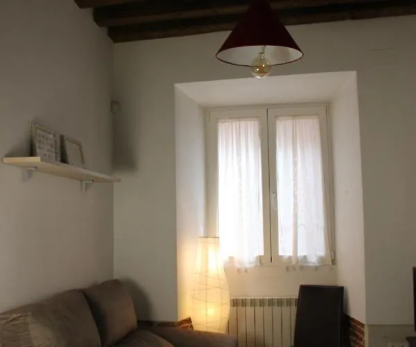 El Museo Apartment *